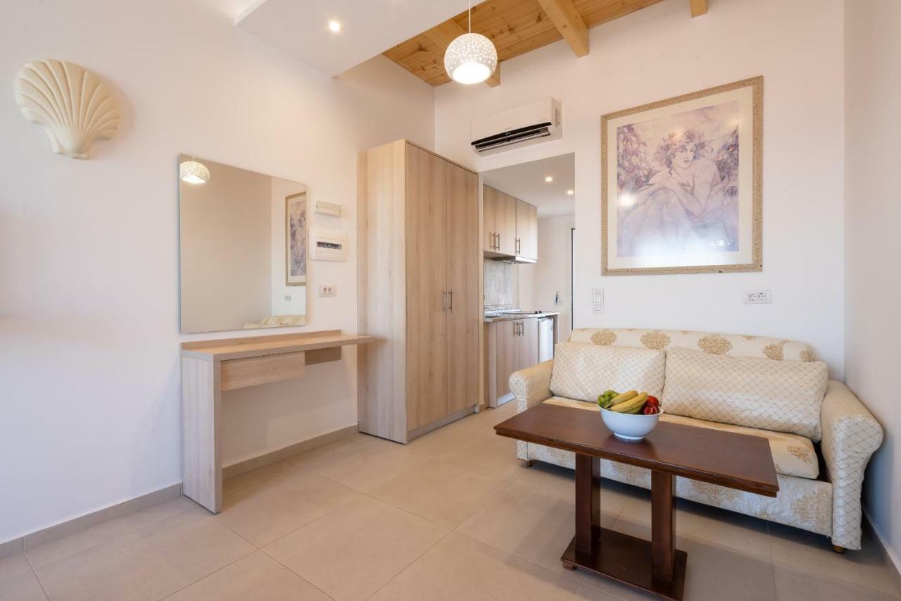 Bivalvia Aparthotel 3*